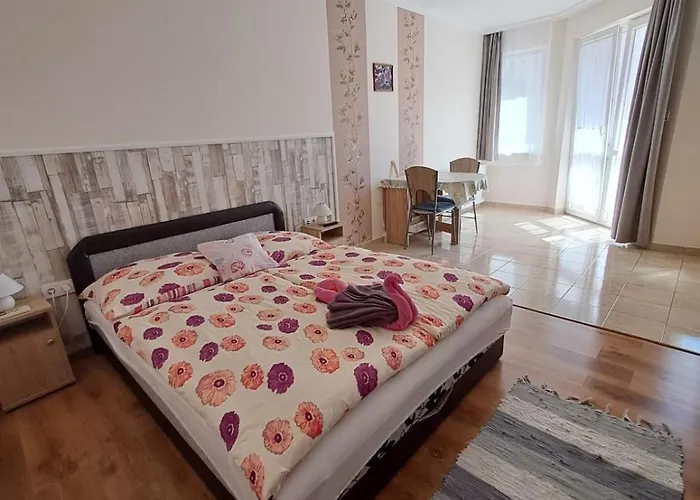 公寓 Aquacentrum 2 *